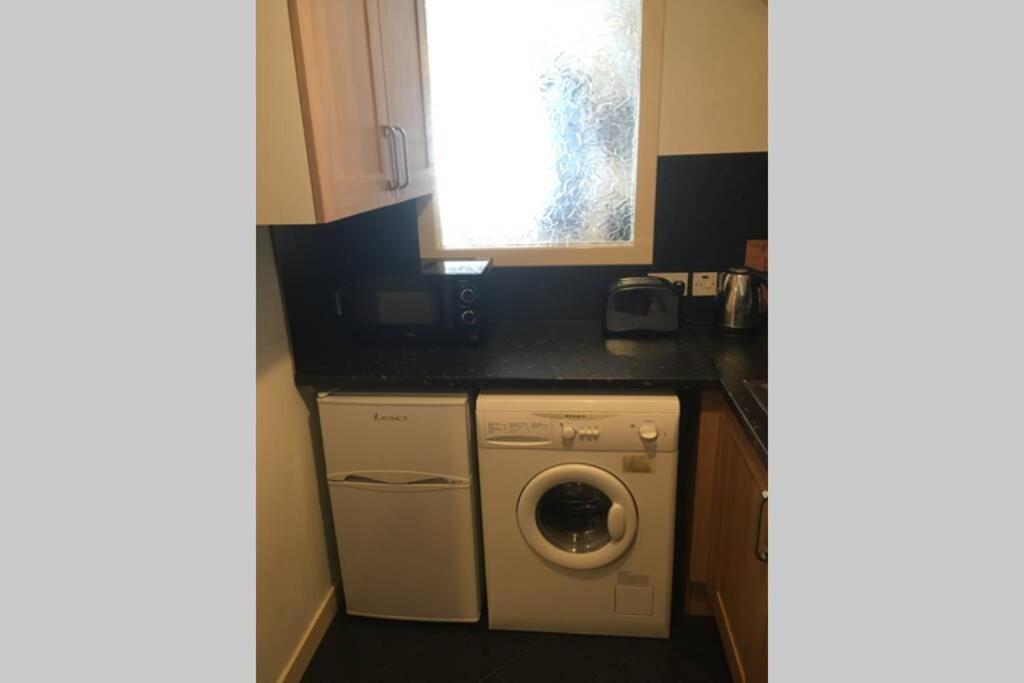 2 Bedroom Flat In Stornoway Town Centre Eksteriør billede