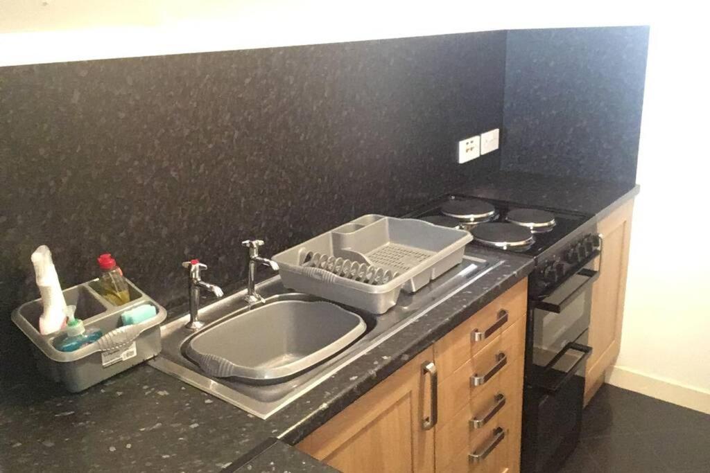 2 Bedroom Flat In Stornoway Town Centre Eksteriør billede